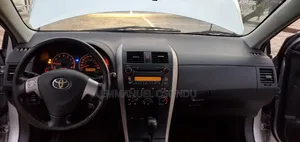 Toyota Corolla 2009 Silver