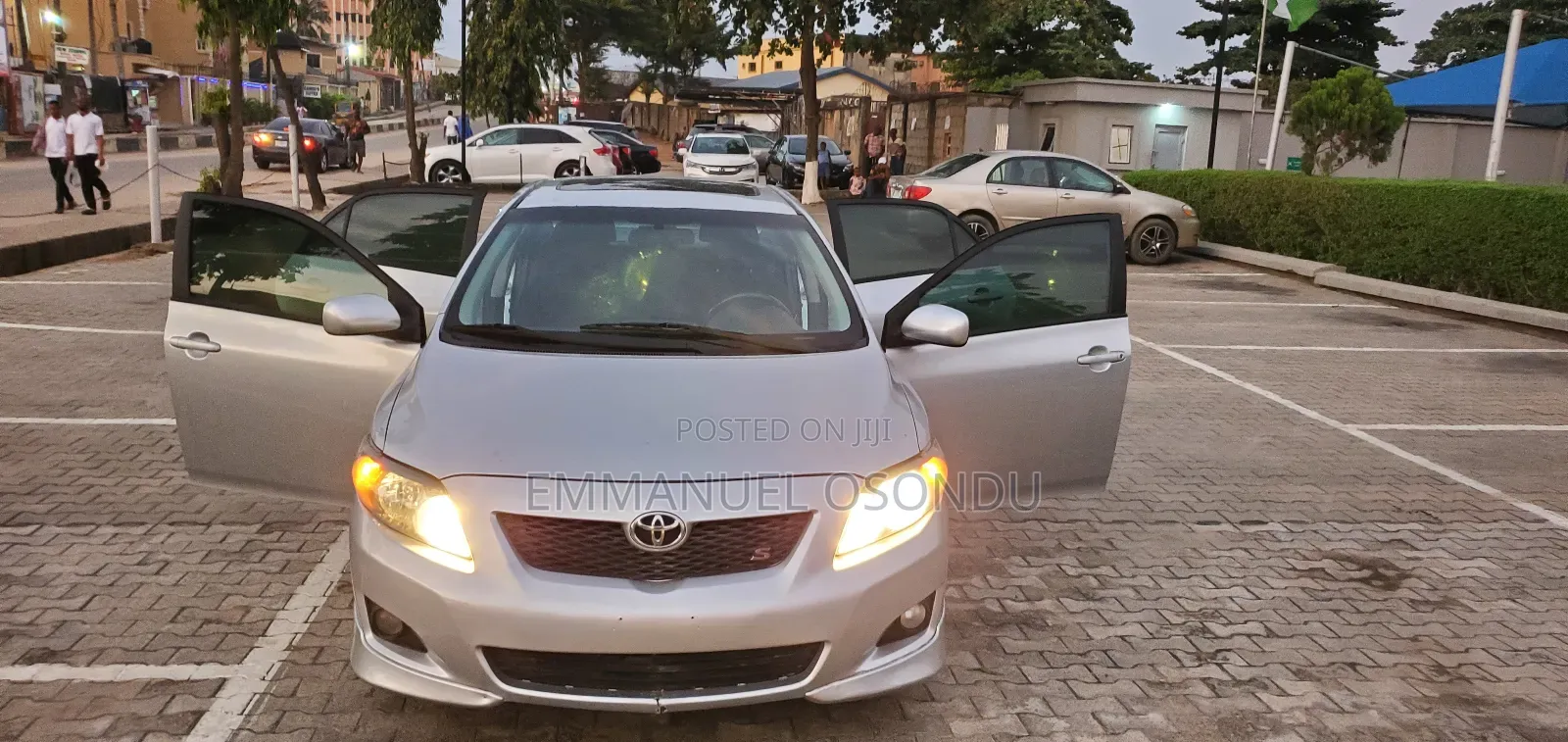 Toyota Corolla 2009 Silver