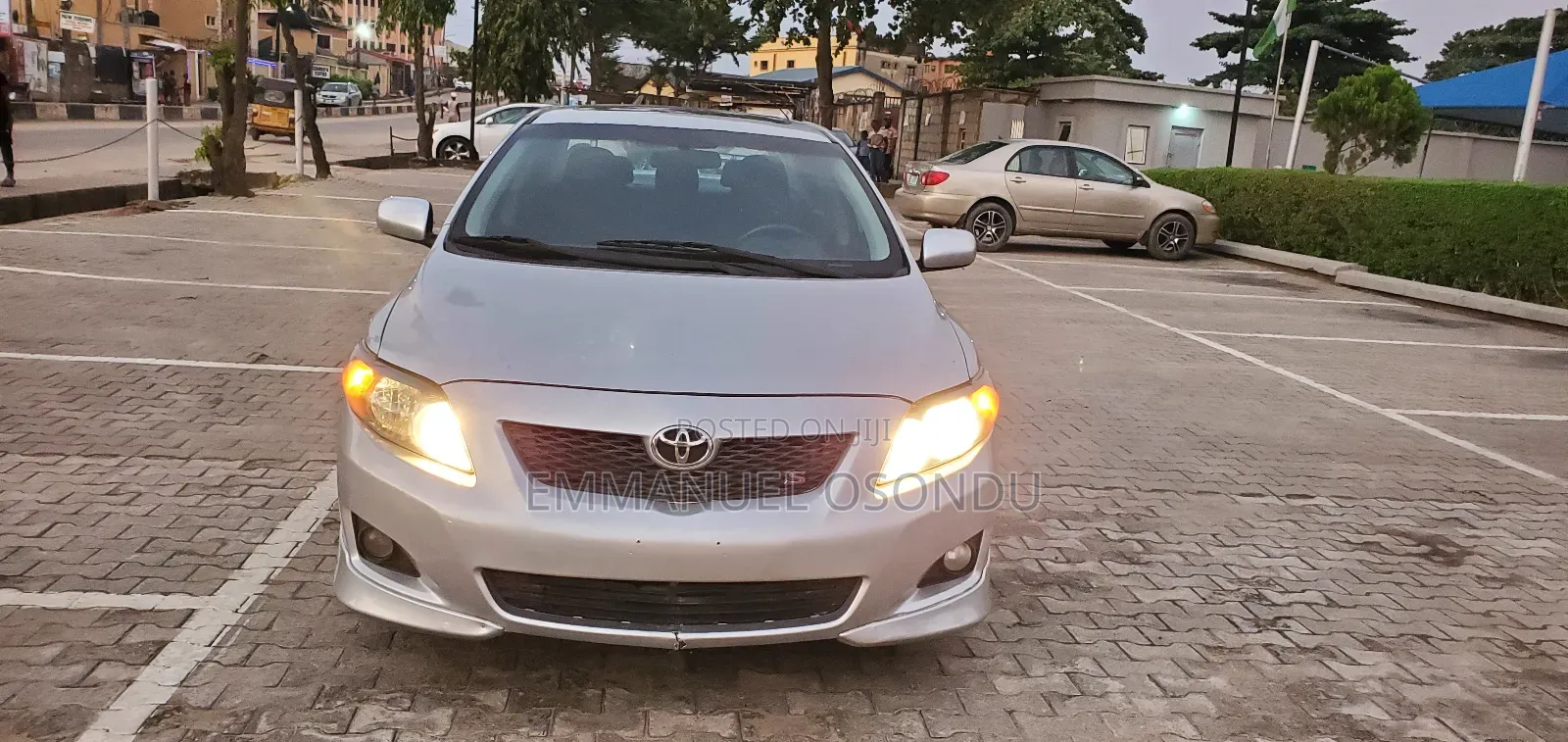 Toyota Corolla 2009 Silver