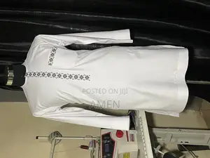 Male Senator Wears