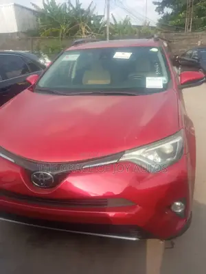 Toyota RAV4 2015 Red