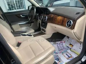 Mercedes-Benz GLK-Class Base GLK 350 4dr AWD 4MATIC (3.5L 6cyl 7A) 2015 Black