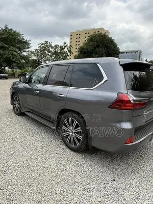 Lexus LX 570 AWD 2018 Gray