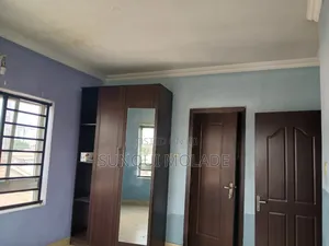 3bdrm Apartment in Alagomeji for rent