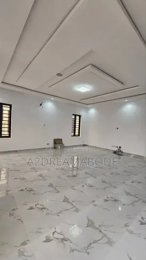 5bdrm Duplex in Omole Phase 2, Ikeja for rent