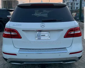 Mercedes-Benz M Class ML350 4MATIC 4dr SUV AWD (3.5L 6cyl 7A) 2014