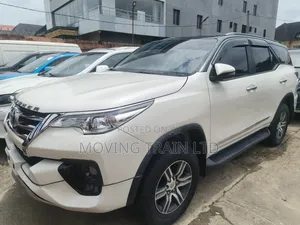 Toyota Fortuner 2.7 AWD 2020 White