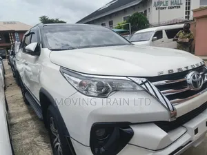 Toyota Fortuner 2.7 AWD 2020 White