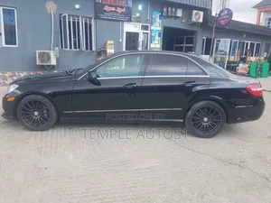 Mercedes-Benz E550 2010 Black