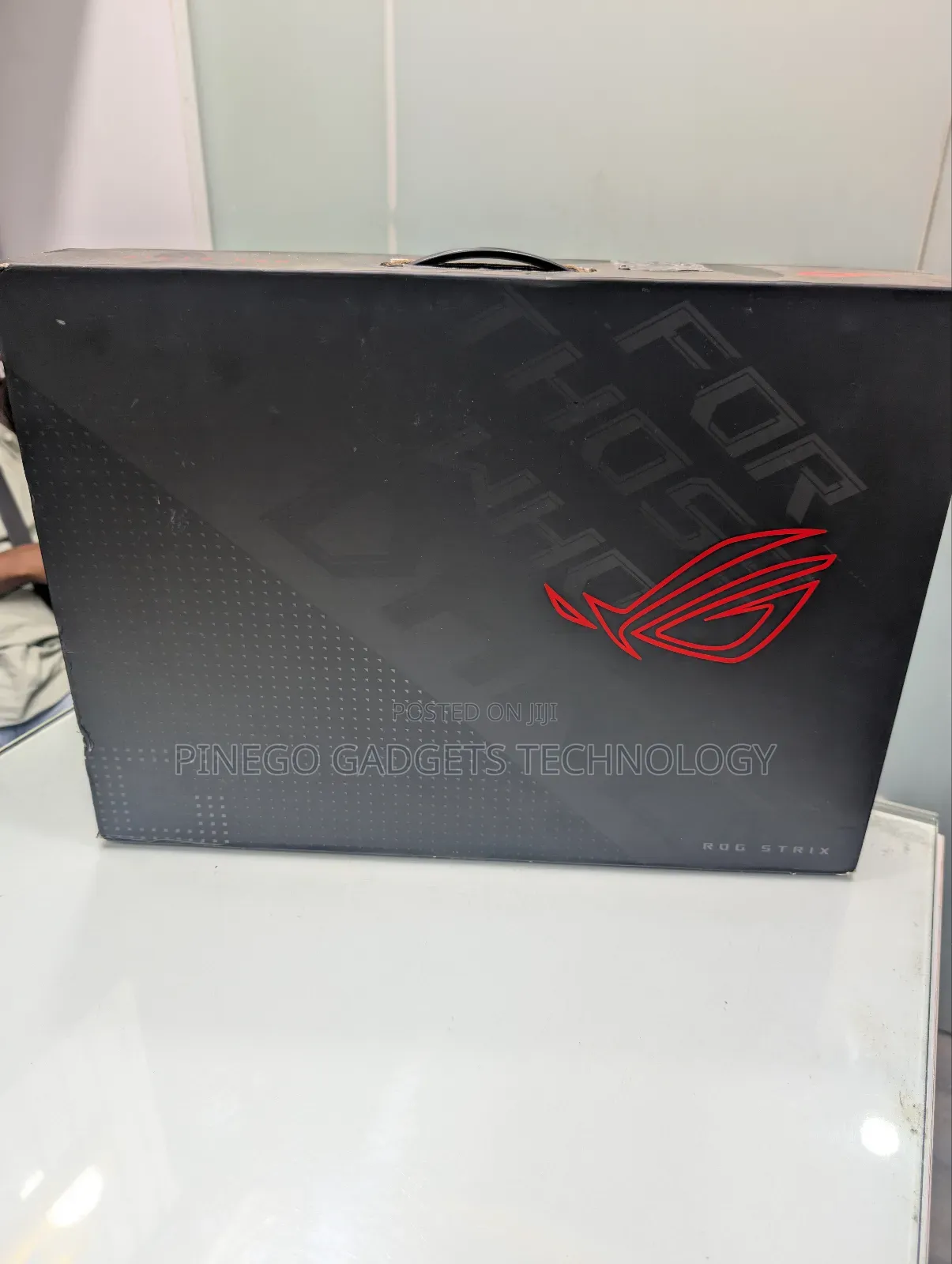 New Laptop Asus ROG Strix G17 16GB AMD Ryzen 9 SSD 1T