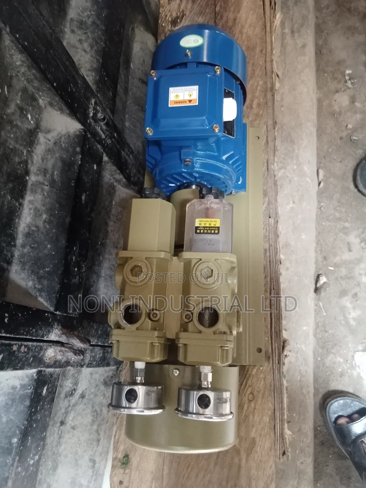 Vacuum Pump