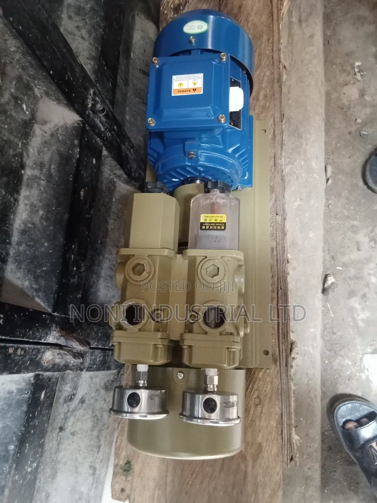 Vacuum Pump
