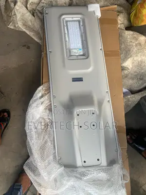 Brand New 100watts Blue Carbon All In One Solar Street Light