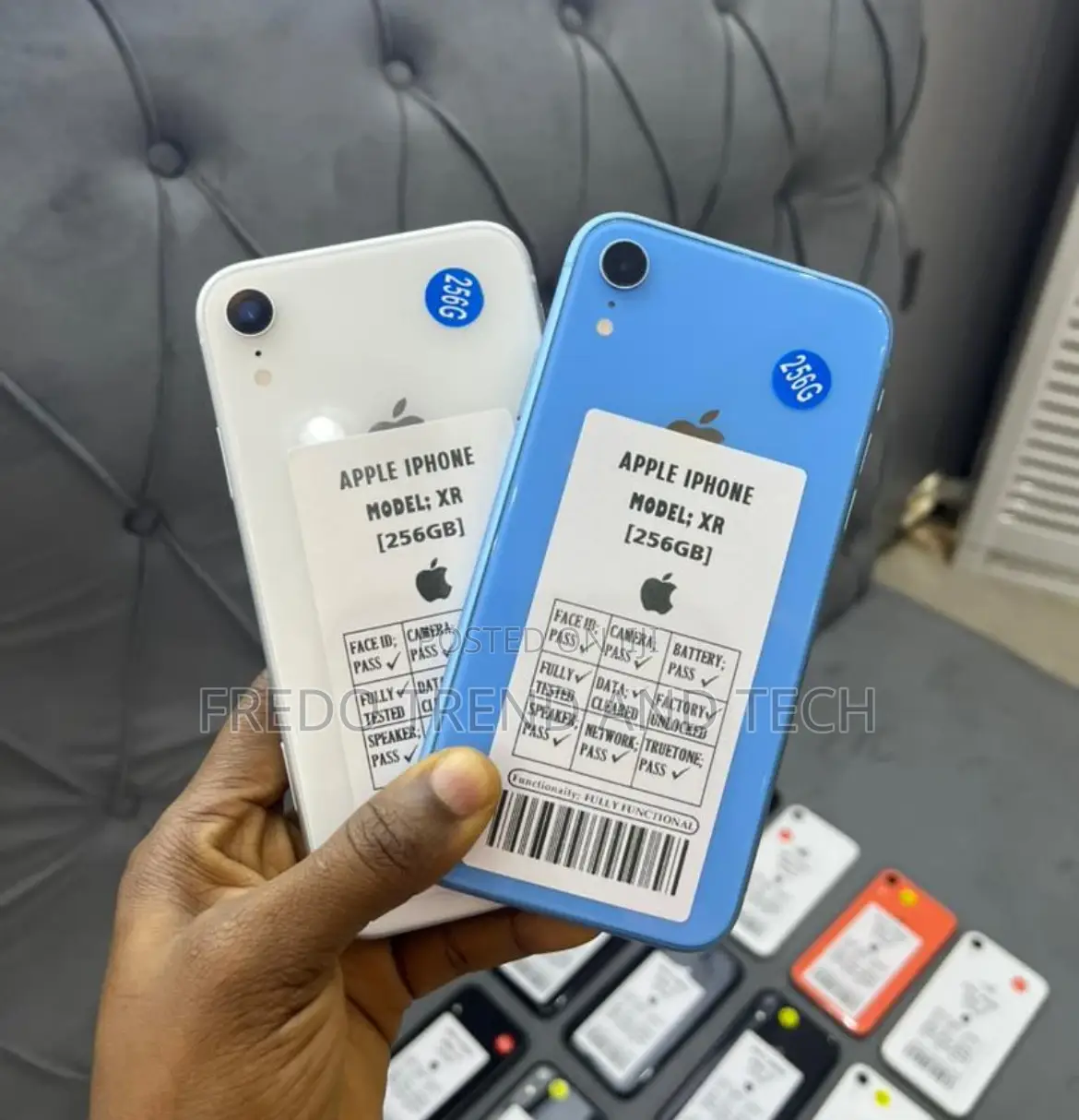 New Apple iPhone XR 64 GB Blue