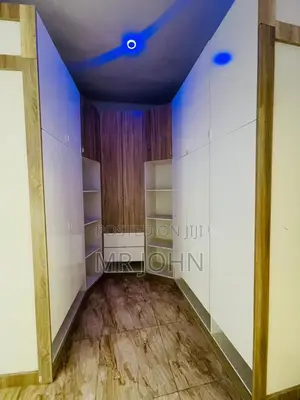 4bdrm Duplex in Harris Drive Vgc, Lekki for rent
