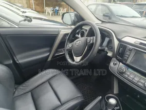 Toyota RAV4 Limited AWD (2.5L 4cyl 6A) 2016 Black