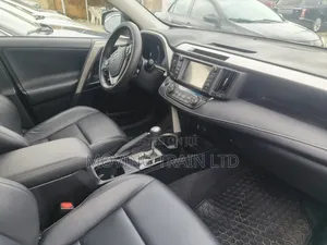 Toyota RAV4 Limited AWD (2.5L 4cyl 6A) 2016 Black