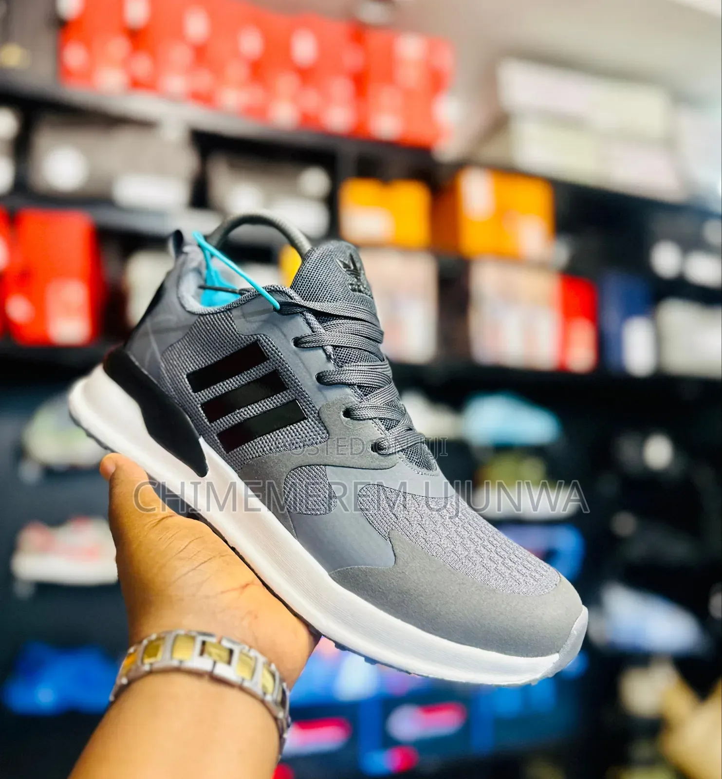 Flexible Sneakers