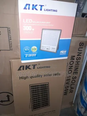 Akt 300watts Led Solar Floodlight With High Quality Solar Cells