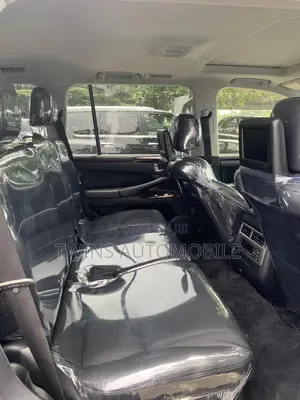 Lexus LX 570 (5 seats) AWD 2016 Black