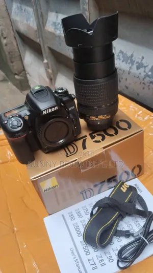 Nikon D7500