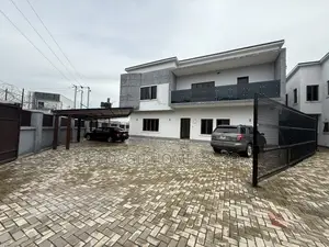 5bdrm Duplex in Kado for sale