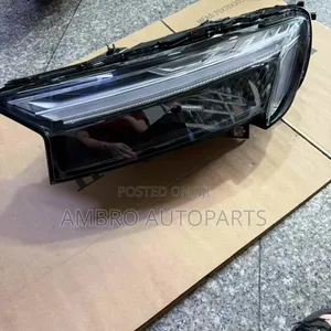 Audi Q7 2025 Head Lamp