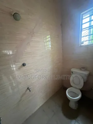 4bdrm Apartment in Ikota for rent