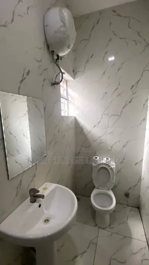 4bdrm Townhouse / Terrace in Chevron for rent