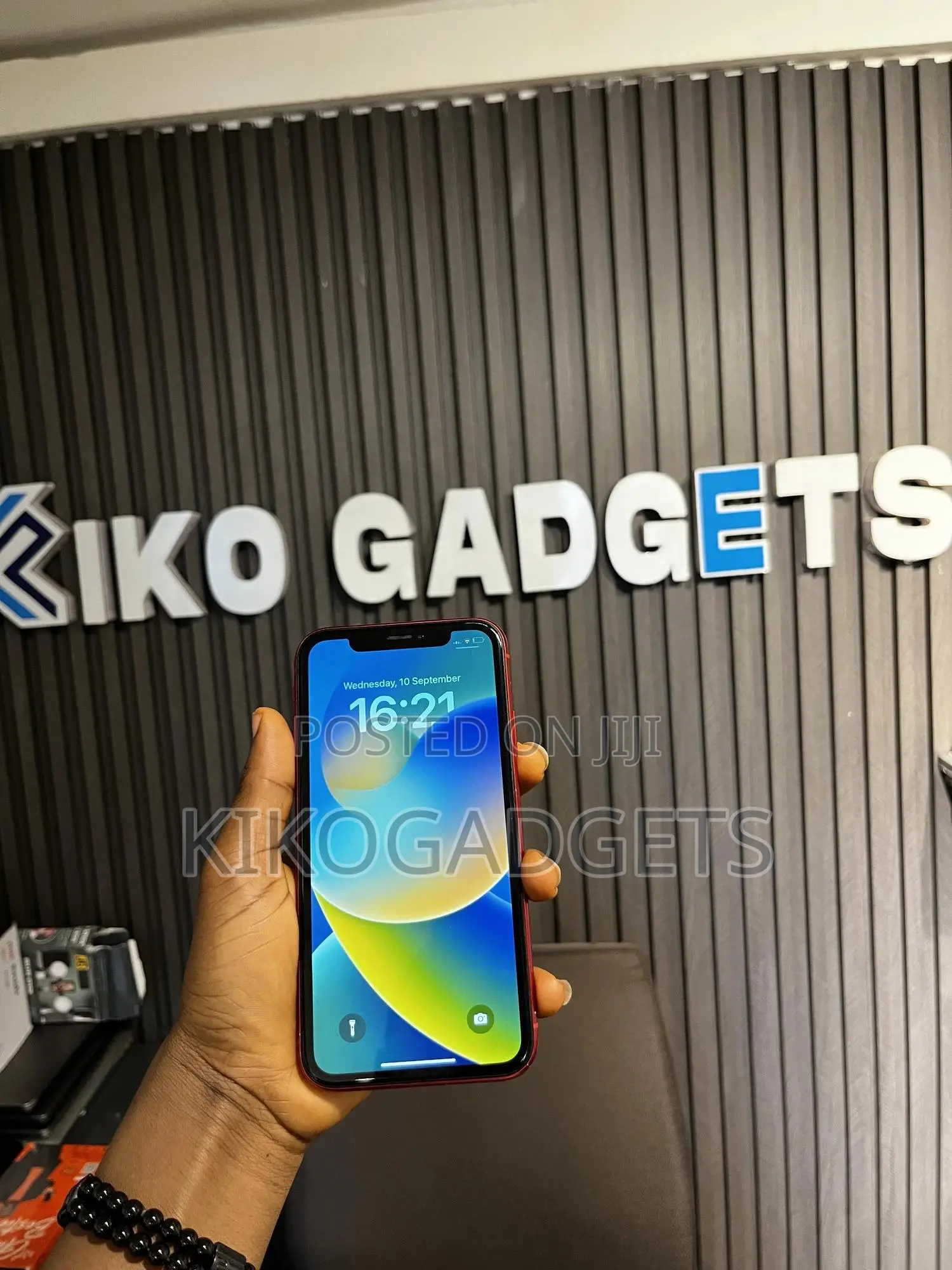 Apple iPhone XR 64 GB Red