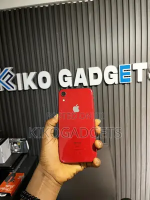 Apple iPhone XR 64 GB Red