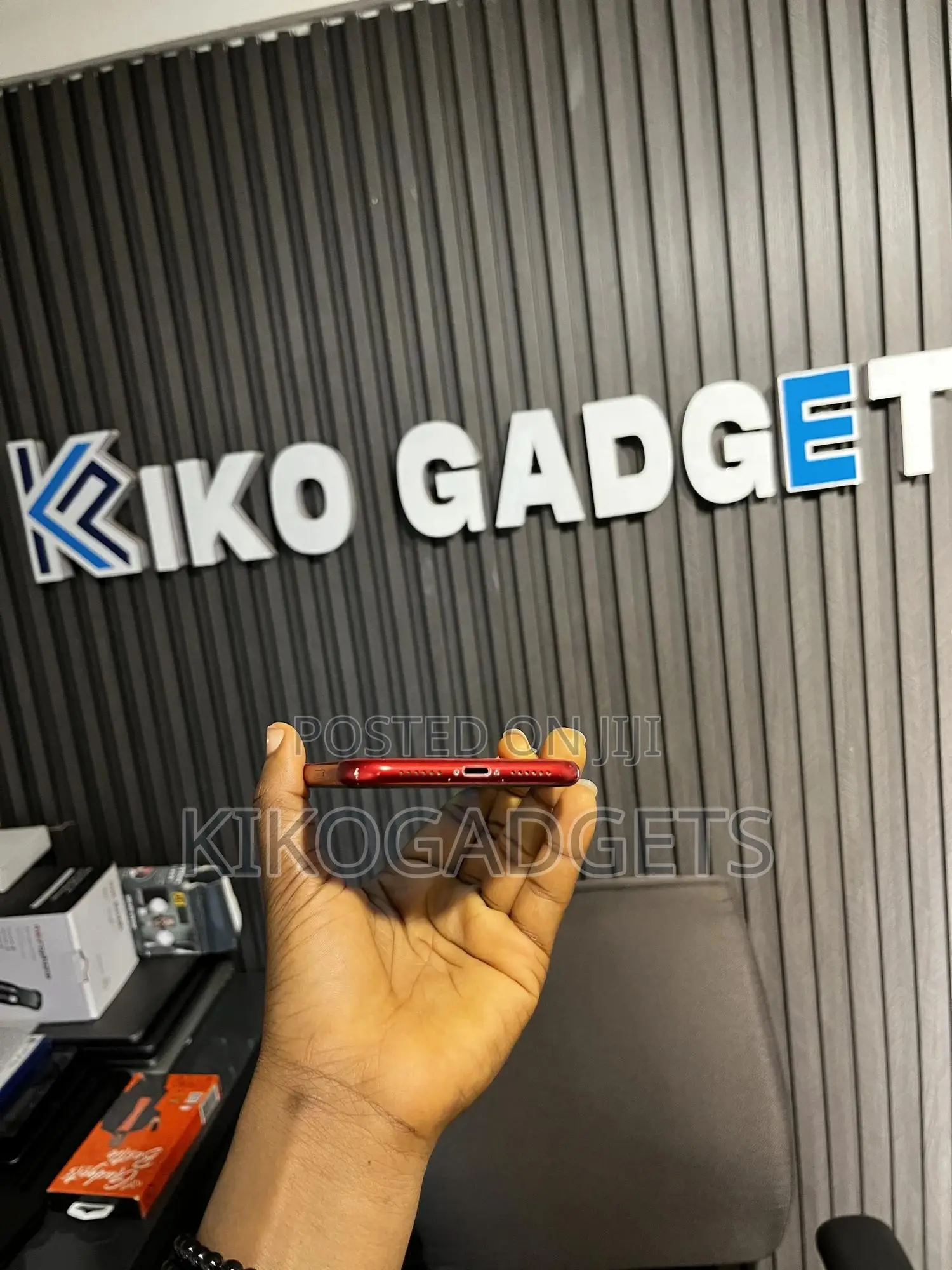 Apple iPhone XR 64 GB Red