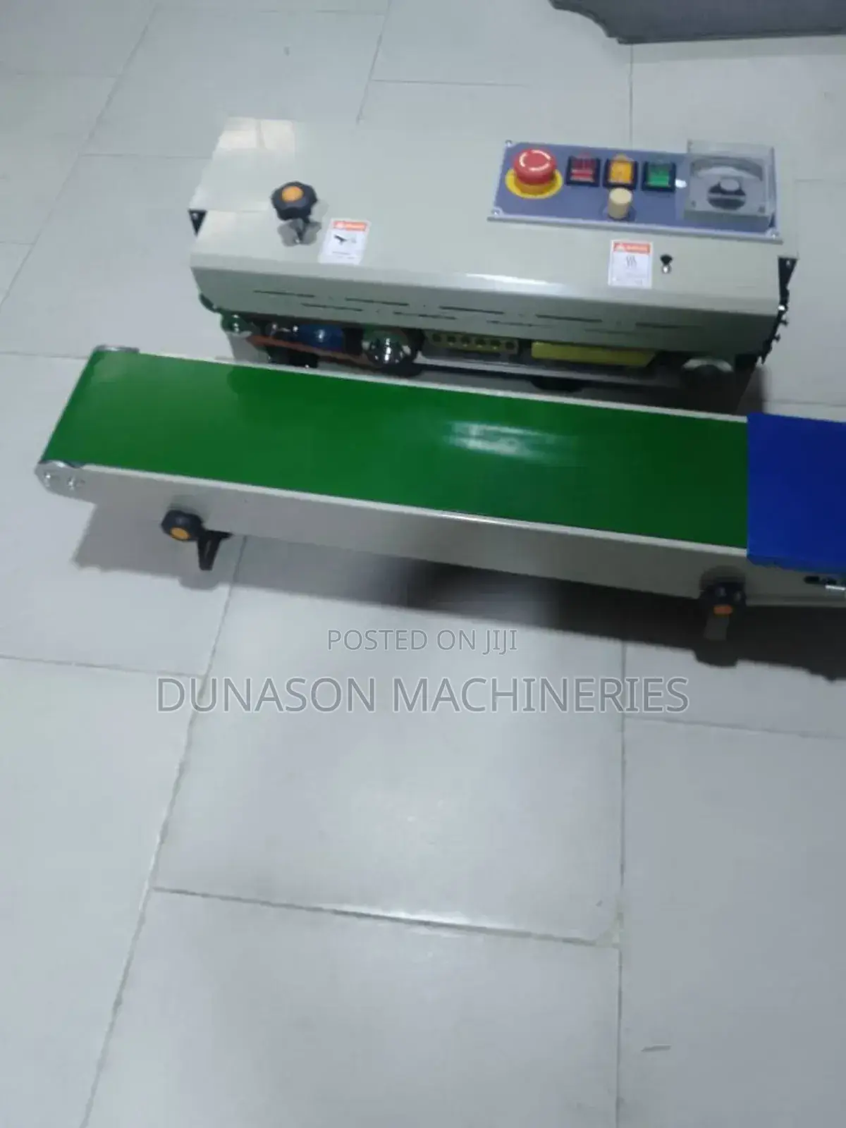 Sachet Sealing Machine