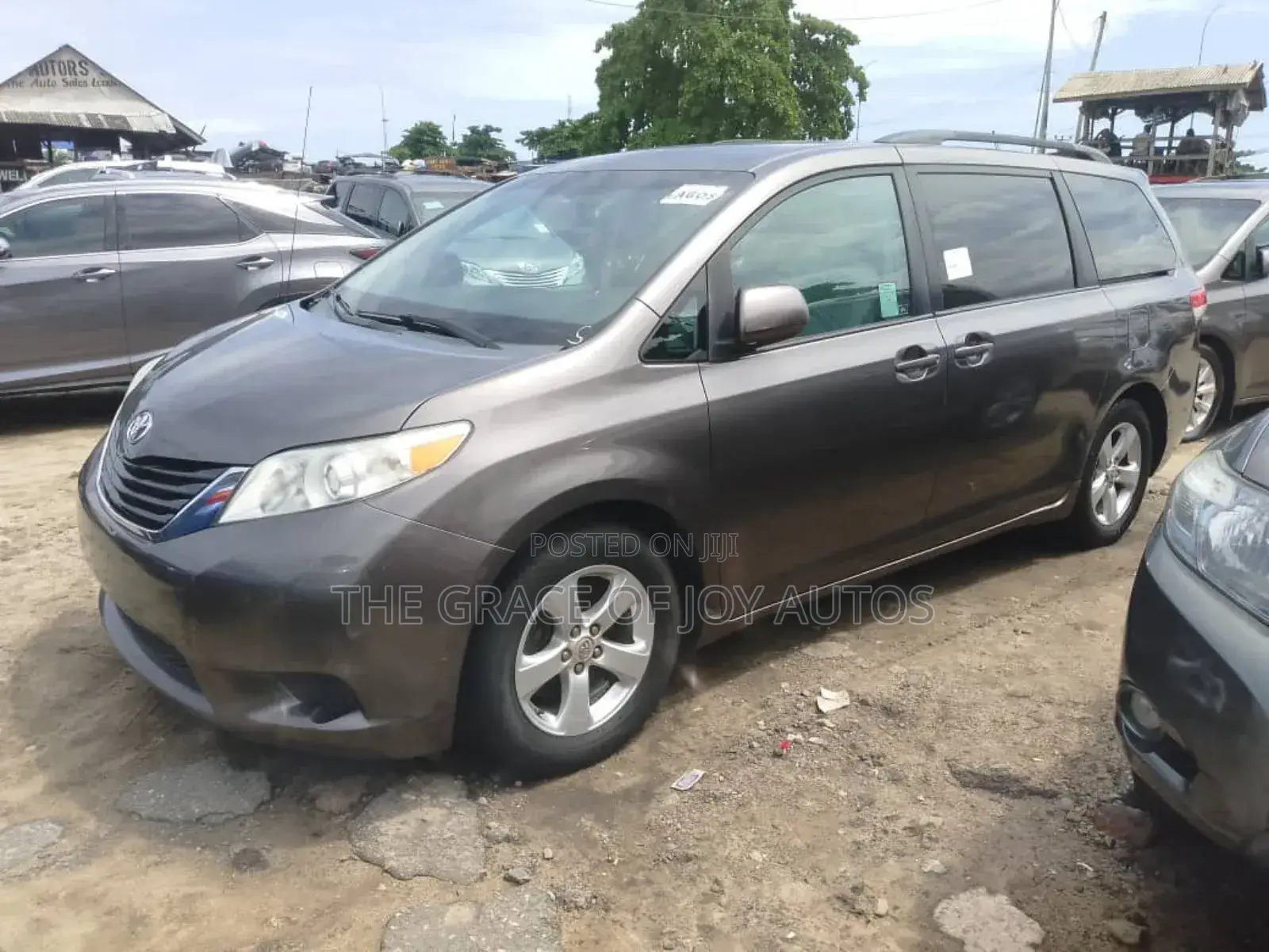 Toyota Sienna 2015 Gray