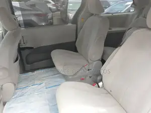Toyota Sienna 2015 Gray