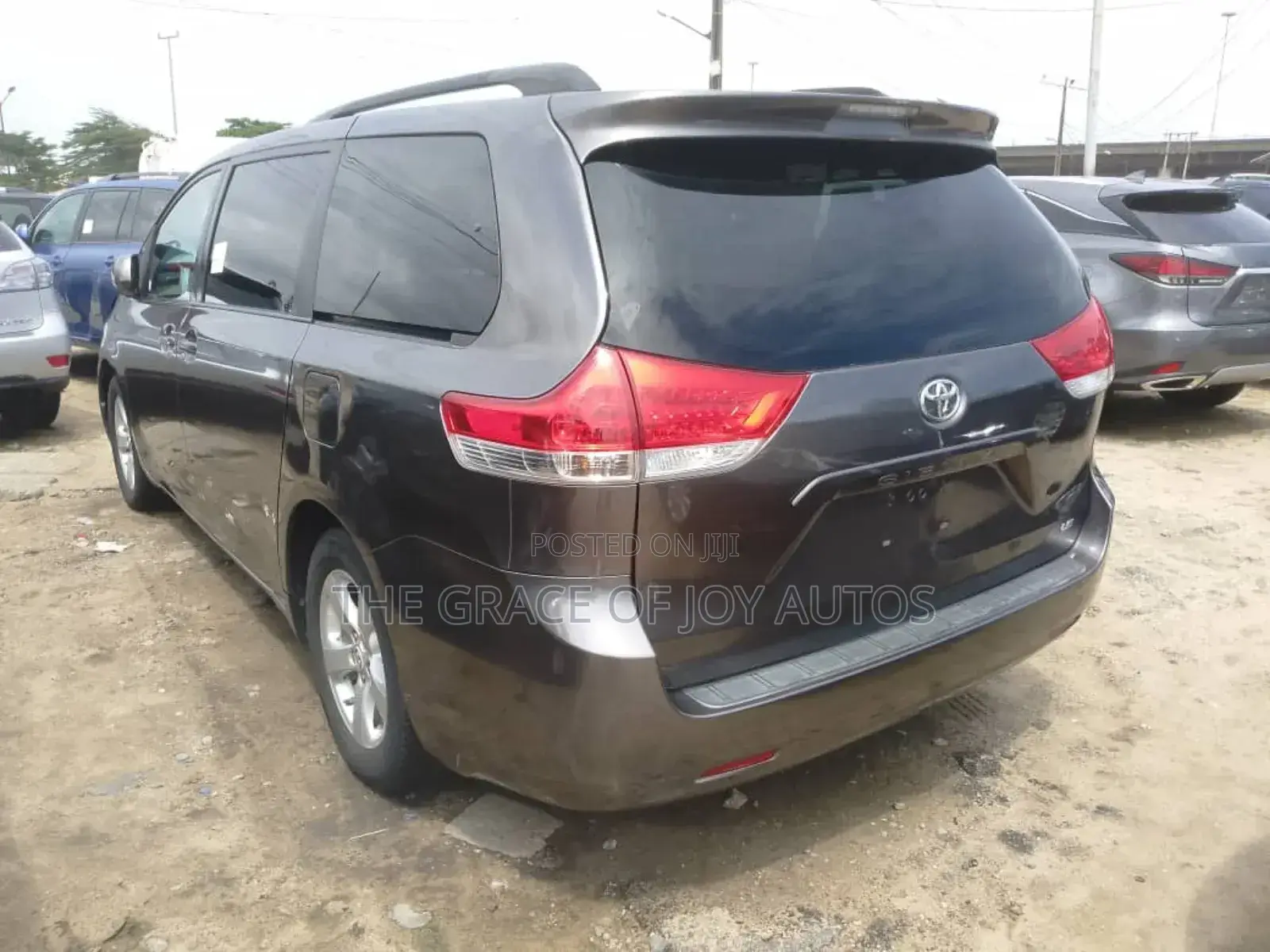 Toyota Sienna 2015 Gray