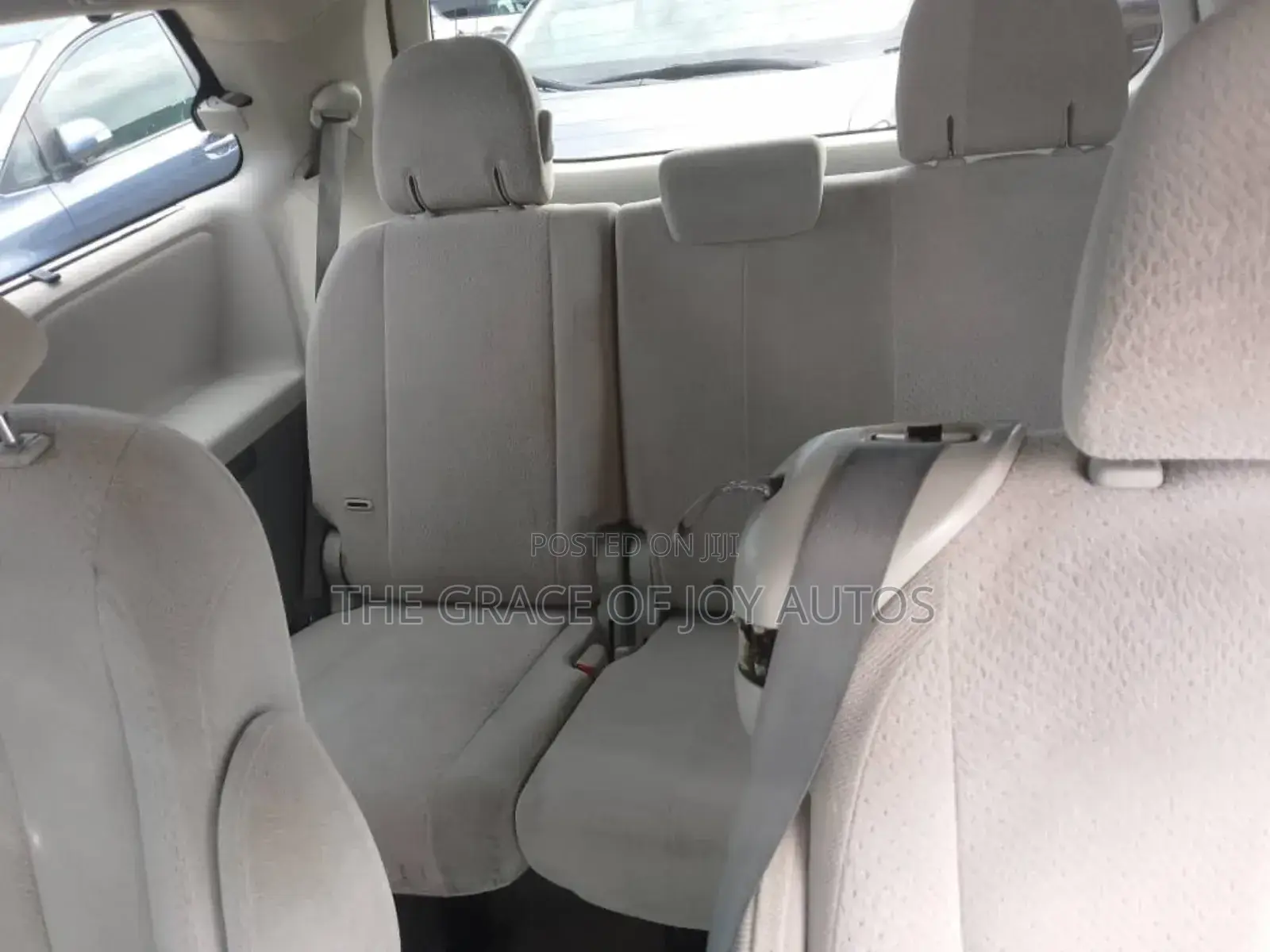 Toyota Sienna 2015 Gray