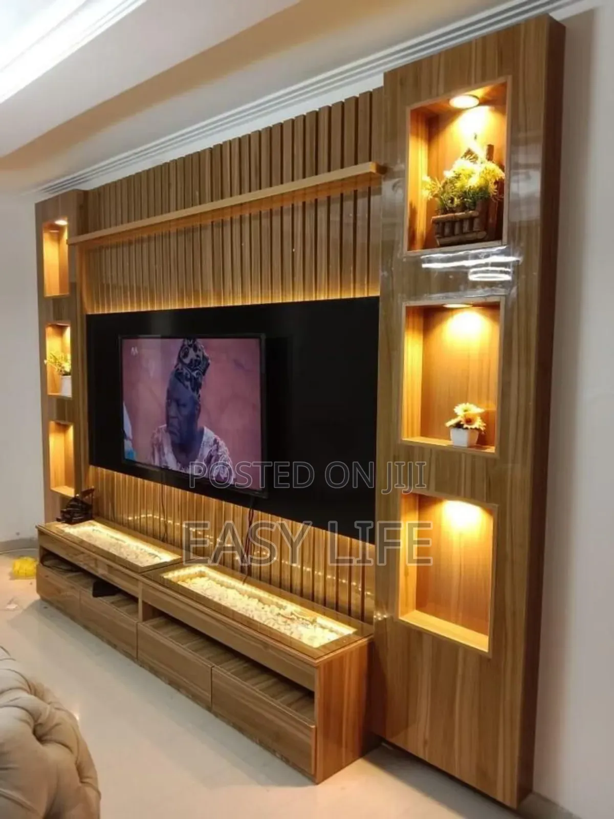Tv Console Twenty Eight