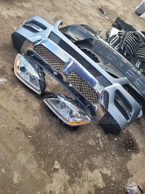 Headlamp and Bumper Ml350 166