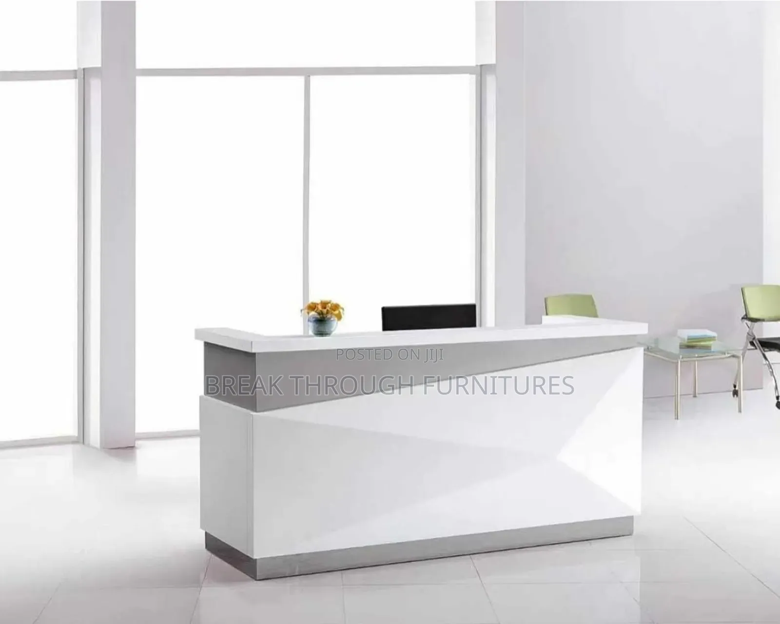 Receptionist Table's