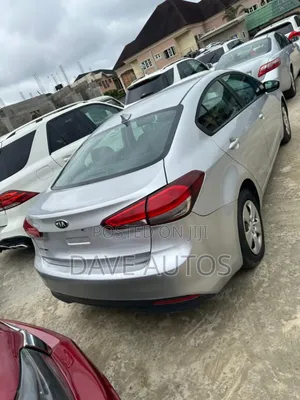 Kia Forte EX Sedan 2017 Silver