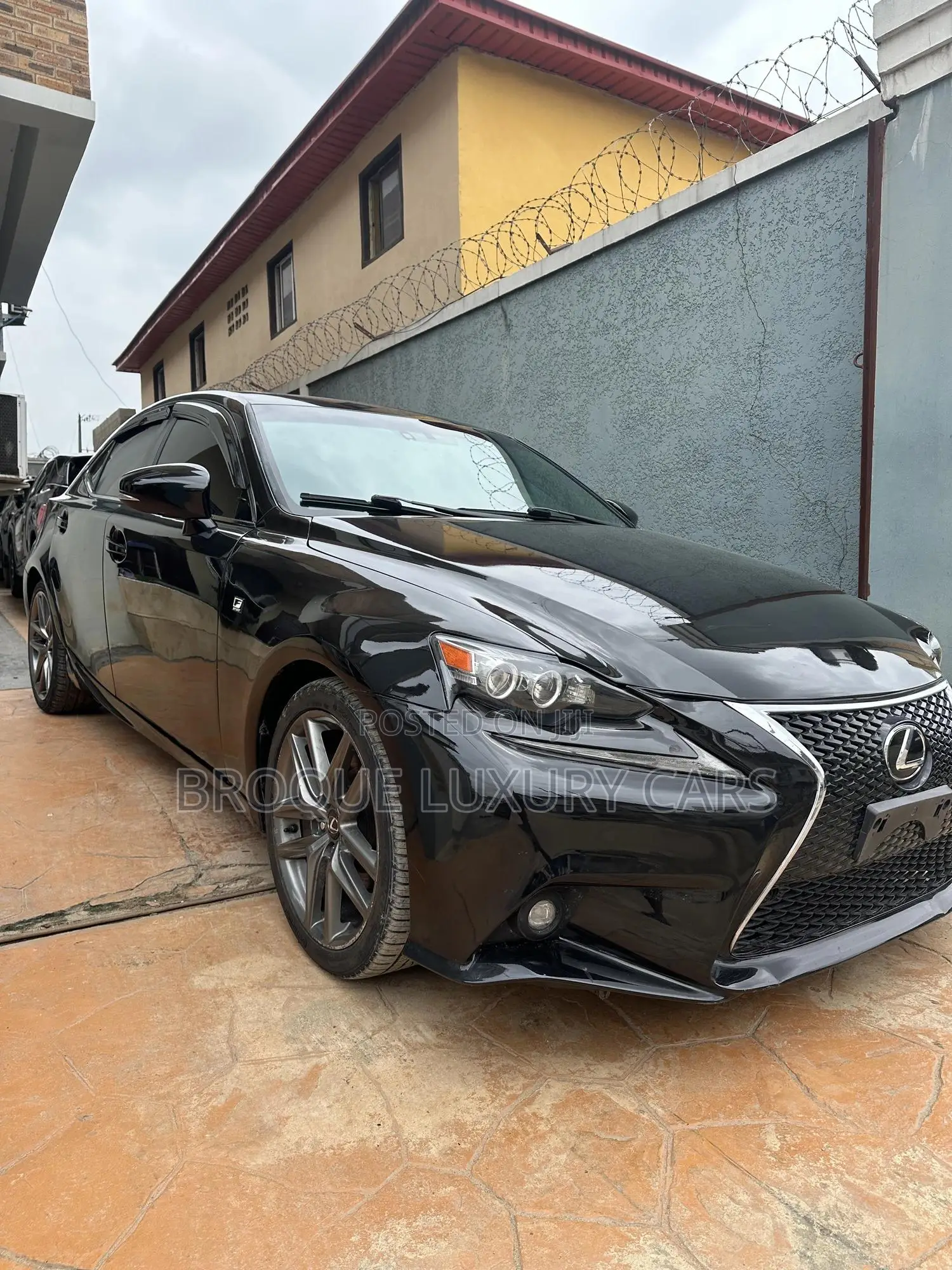 Lexus IS 350 AWD 2015 Black