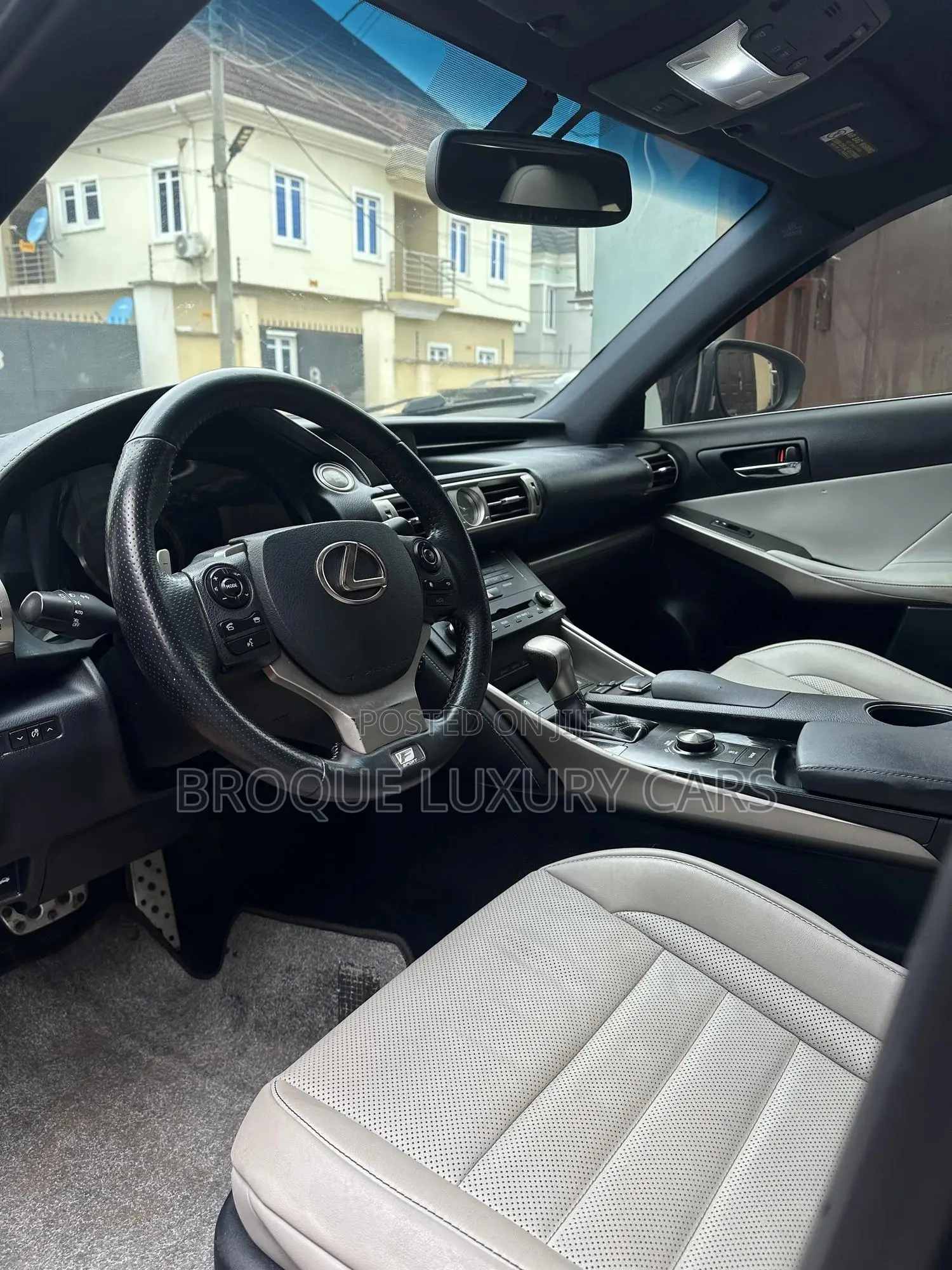 Lexus IS 350 AWD 2015 Black