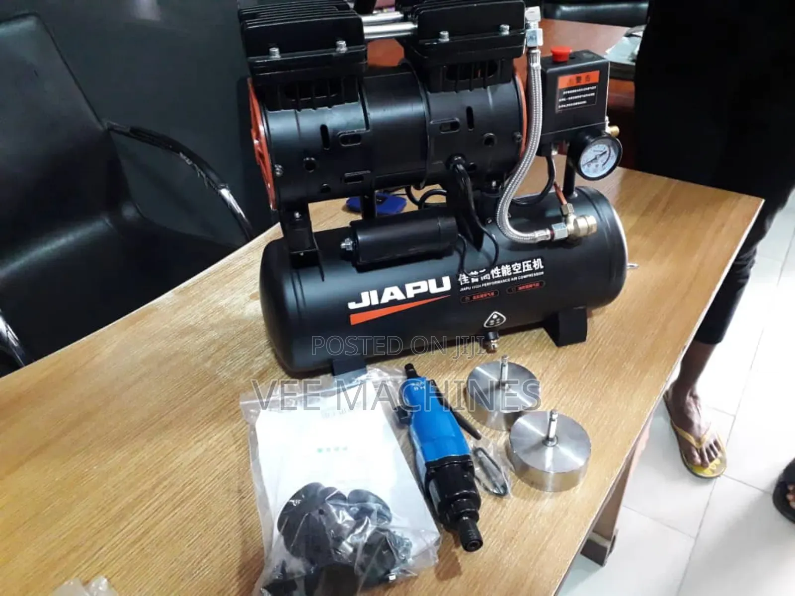 Pheumatic Hand Capping Machine With 70mm/ 73mm Cap Head