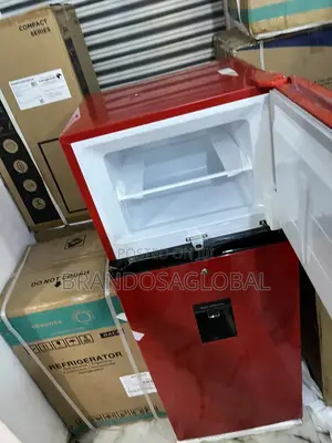 Hisense 204l Double Door – Clean, Working, With Water Dispenser