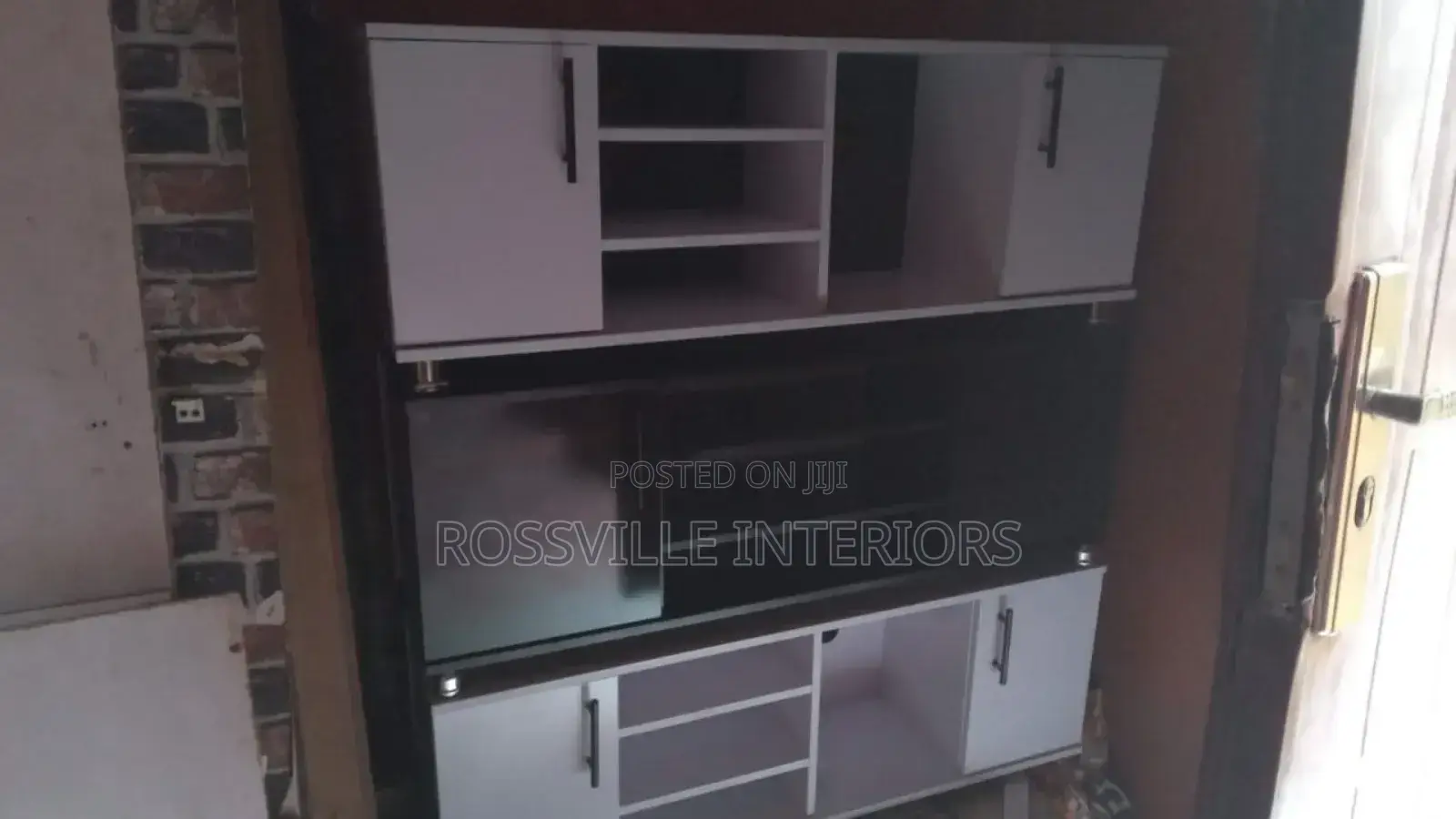 4ft Tv Stand / Tv Shelf / Console