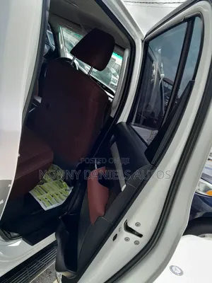 Toyota Hilux Revo Double Cab Petrol 2.7 AWD 2020 White