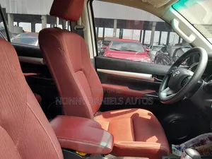 Toyota Hilux Revo Double Cab Petrol 2.7 AWD 2020 White