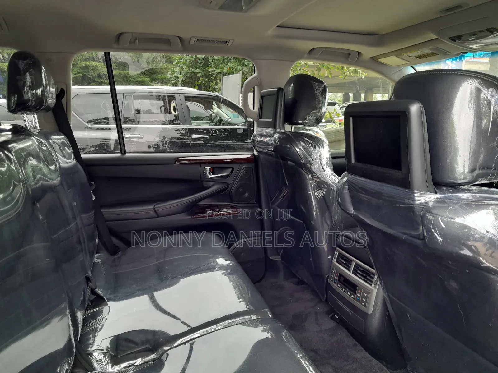 Lexus LX 570 AWD 2016 Black