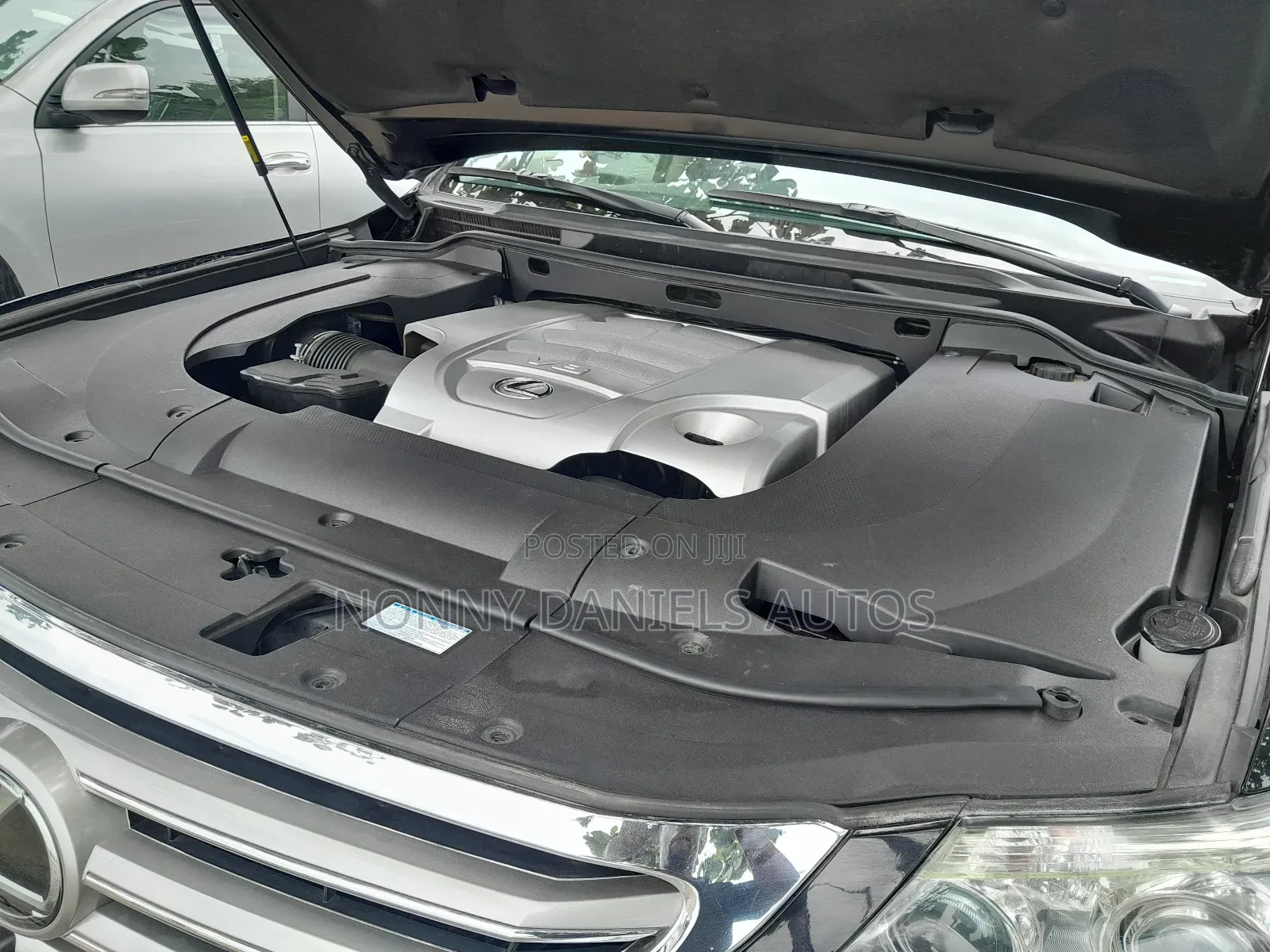 Lexus LX 570 AWD 2016 Black